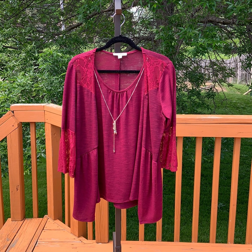Studio Works 🔆 Women’s Medium Shirt